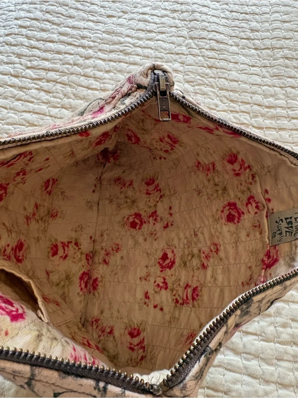Magnolia Pearl Sitting Bull Pouch